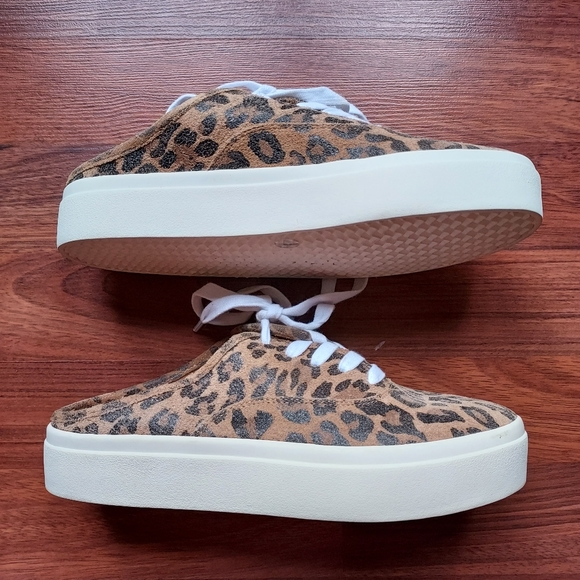 NWT Lucky Brand Slip On Leopard Mule Sneakers - Picture 7 of 8